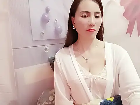 Hello-Kitty001 online show from February 19, 3:22 pm