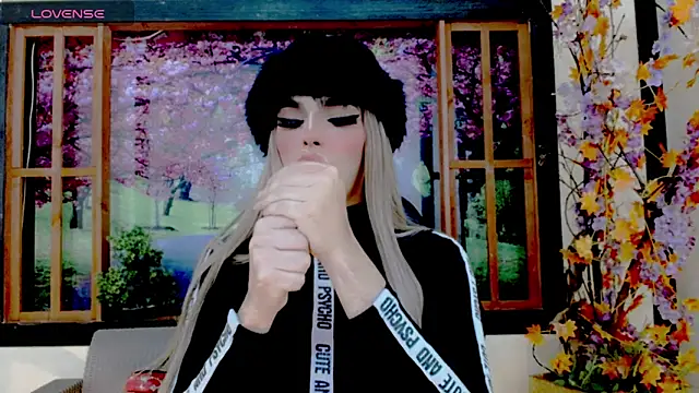 Maddye Fox online show from February 12, 10:00 pm