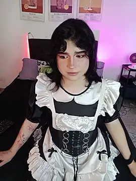 Daniellesins1 online show from February 18, 9:36 pm