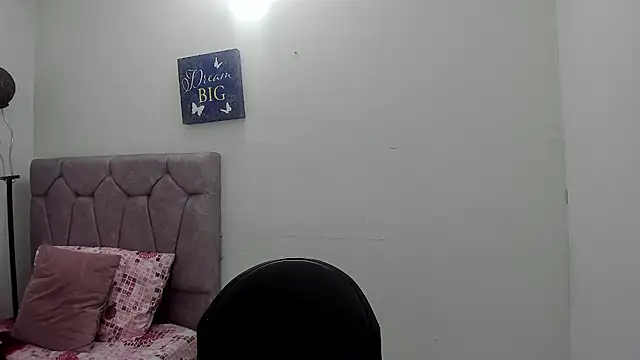 ruby rouse2007 online show from February 12, 11:34 am