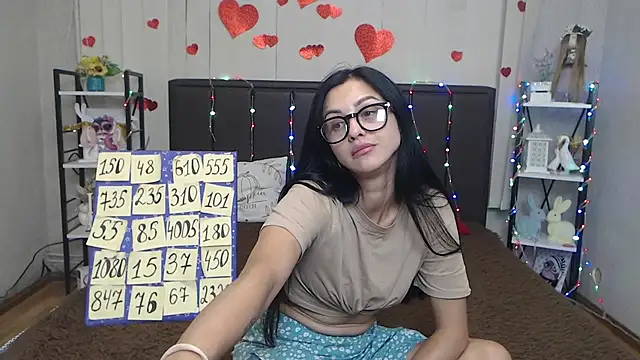 EvaClarkk online show from July 16, 10:53 am