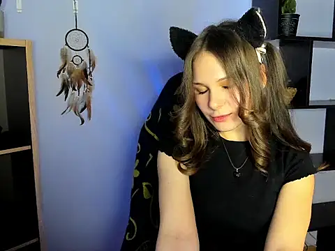 LanaLovely online show from February 26, 7:51 am