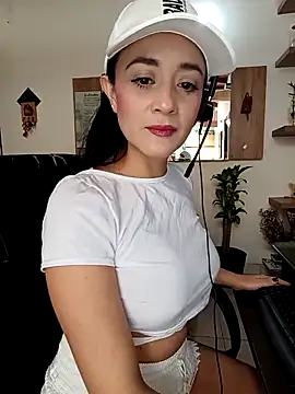 miamorgan20 online show from March 11, 3:36 pm