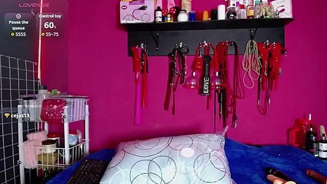 shannon queen- online show from April 7, 6:04 am