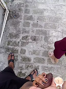 x couple2 online show from February 16, 11:32 am