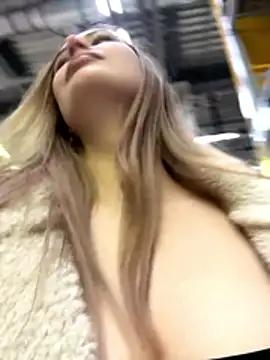 blonde exe online show from April 21, 3:19 pm