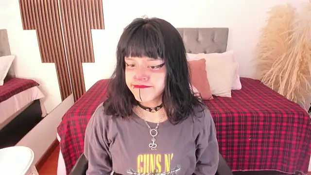 Nahemot sadish online show from February 17, 12:15 pm