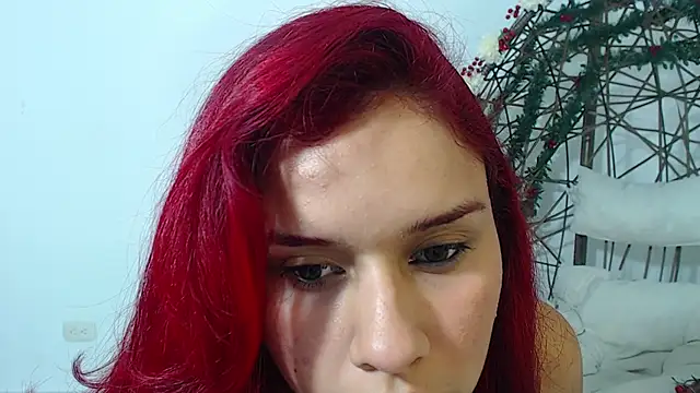 EllieConnor online show from June 18, 5:42 am