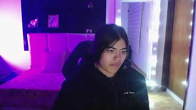 Katia pretty x online show from February 21, 8:15 am