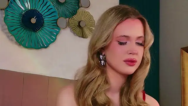 Beckie White online show from March 17, 10:25 pm