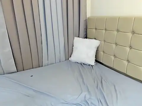 Asian AnyaTs online show from February 11, 6:48 am