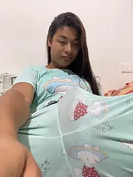 Romie rous online show from April 4, 10:30 pm