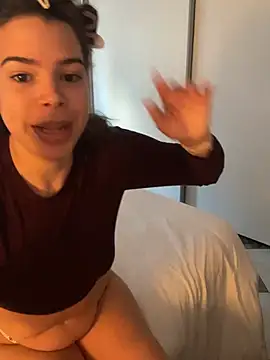 Brigitte01 online show from March 22, 6:03 pm