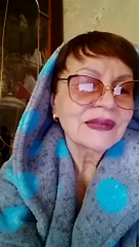 SophieBurns online show from March 14, 11:00 am