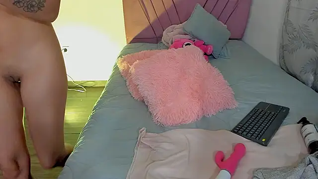 Fernanda hot   online show from March 6, 2:50 am