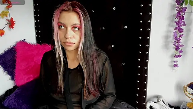 Midory 6 online show from February 19, 8:18 pm