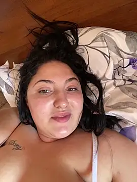 Amber Sinn online show from April 6, 7:09 am