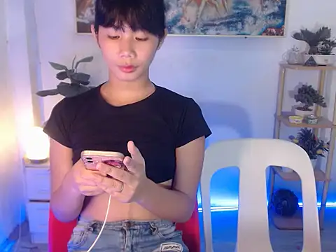 littlemikay online show from July 25, 1:18 pm