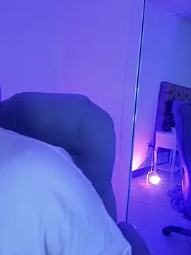 Wen 01 online show from March 4, 11:50 am