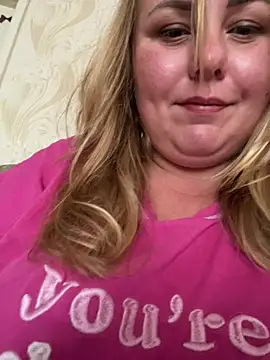 Mommy-girl-Lola online show from July 23, 10:45 am