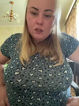 Mommy-girl-Lola online show from June 1, 9:44 am