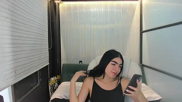 lorraineHunter online show from April 7, 12:18 pm