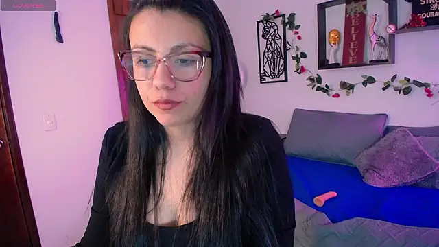 QueenRose94 online show from February 14, 2:30 pm