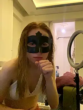 seluna baby online show from April 3, 8:18 pm