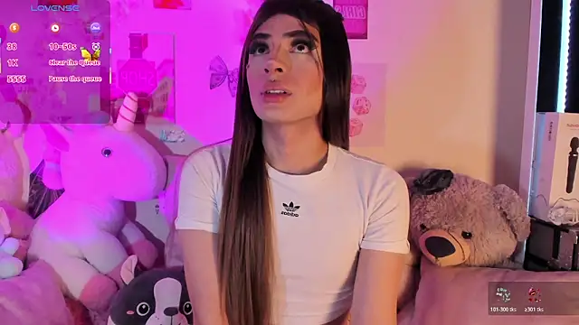 Iam Emiily  online show from March 28, 12:33 am