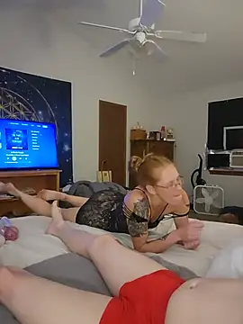 CuteKcCouple online show from June 6, 7:14 am