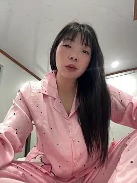 cuty lusy online show from February 22, 8:59 am