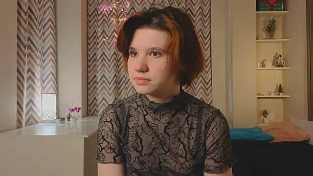 BelleHayton online show from March 3, 3:40 pm