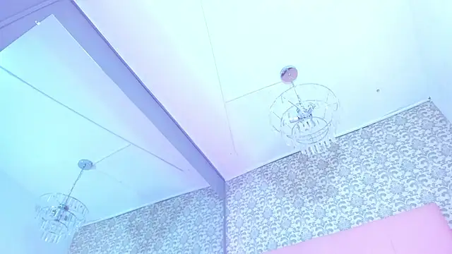 luna bradley  online show from March 3, 12:44 pm