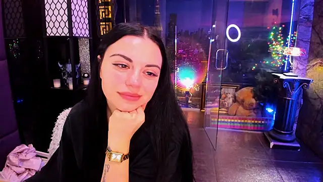 sunn ooo online show from April 6, 7:53 am