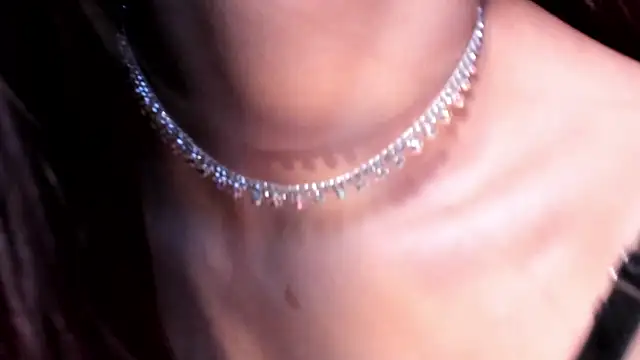 AndraCyruss online show from March 7, 12:50 am