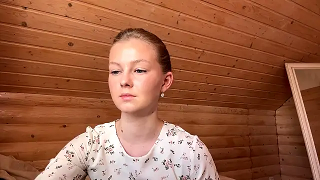 TessSamul online show from May 21, 3:21 pm