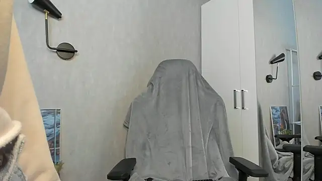 sensitiveana online show from February 18, 10:14 am