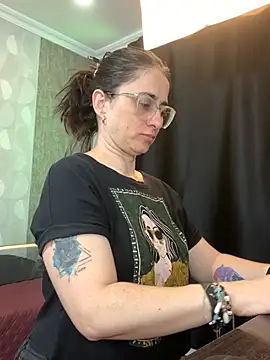 lincebdsm online show from March 27, 2:40 pm