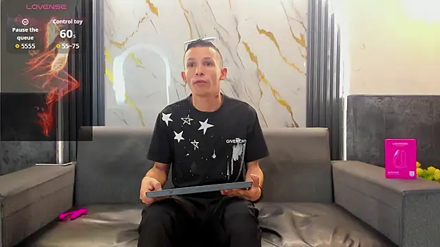 Isaak 26 online show from March 22, 11:27 am