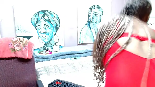 TyraHotxxx online show from April 7, 5:42 am