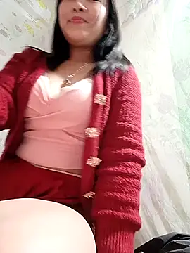 Ella lee18 online show from March 5, 1:40 pm