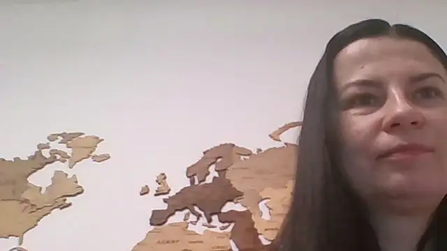 Clover Shine online show from April 25, 5:10 pm