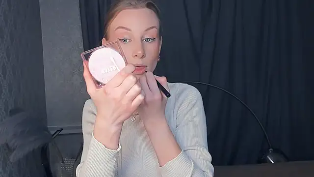 CarmenLipkin online show from February 22, 9:59 pm