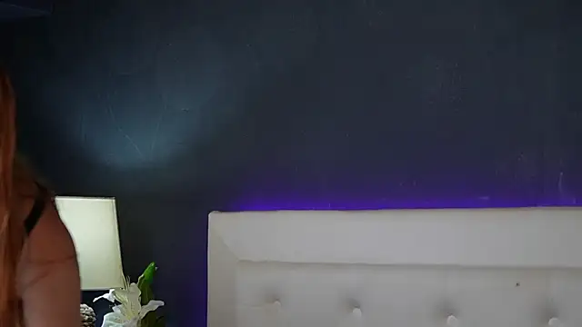 JessicaJupiter online show from March 14, 10:00 pm