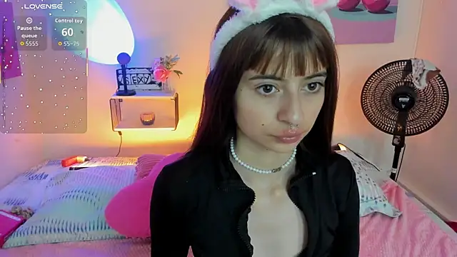 AnnyCotton online show from July 8, 7:16 pm