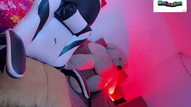 sexy girlts online show from July 21, 8:37 am