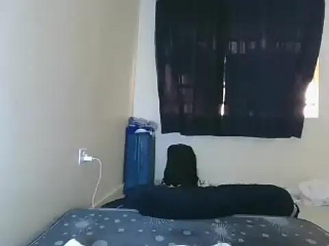 andile1523 online show from March 16, 5:44 am