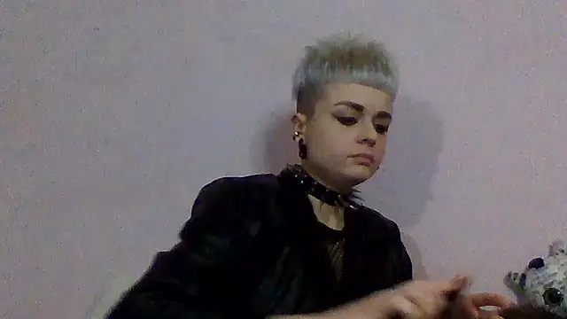 AlisaDear257 online show from April 11, 1:04 pm