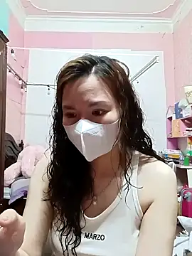 Trang26 online show from March 7, 1:29 pm