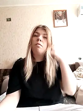 EvaTallor online show from March 2, 6:25 am